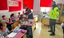 Kütahya’da jandarmadan "Güvenli Okul Güvenli Gelecek" projesi etkinlikleri