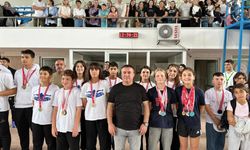 Bilecik’te Yüzme Müsabakaları Nefes Kesti
