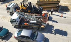 Köprüde arıza yapan tır trafiği felç etti