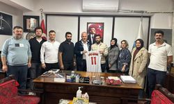 Lefke Akademi Spor Kulübü’nden Başkan Torun’a Ziyaret