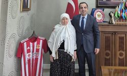 Ümmühan teyzeden kaymakama ziyaret