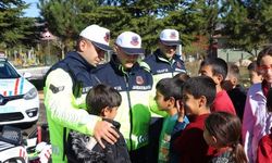 İlkokul Öğrencileri Jandarma Misafiri Oldu