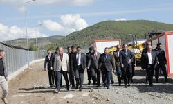 Vali Işın ve Bakan Danışmanı Karaca, hayvan barınaklarını inceledi