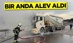 Bilecik’te seyir halindeki beton mikseri bir anda alev aldı