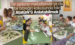 Bir Şarkının Melodisinde ya da Bir Böreğin Kokusunda Bile Atatürk’ü Anlatabilmek