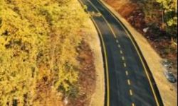 Köy Yollarında Güvenli Sürüş İçin Çizgiler Yenileniyor!