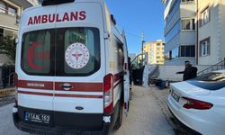 Motosiklet ile otomobil çarpıştı; 1 yaralı