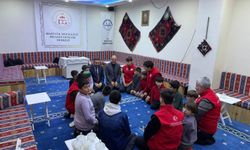 Bozüyük Gençlik Merkezi’nde Gönüllülerden Eğitim Desteği