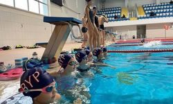 Bilecik’te yüzme havuzunda yoğun antrenman mesaisi
