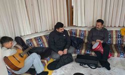 Çocuk evlerinde kalan çocuklara çizgi film sürprizi