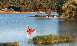 YEŞİLİN, SUYUN VE SESSİZLİĞİN ŞEHRİ