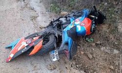 Otomobil ile motosiklet çarpıştı;1 yaralı