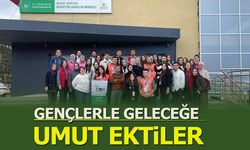Gençlerle geleceğe umut ektiler