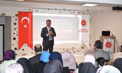 Bilecik’te Sömestr Özel Umre Turu İçin Hazırlık Semineri Düzenlendi