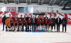 Futsal Heyecanına Protokol Desteği