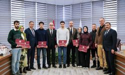 Satrançta Başarı Gösterenlere Ödül