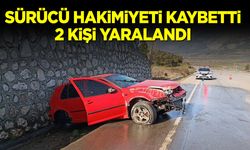 Sürücü Hakimiyeti Kaybetti, 2 Kişi Yaralandı