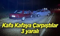 Kafa Kafaya çarpıştılar: 3 yaralı