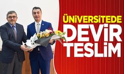 Üniversitede devir teslim