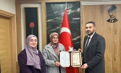 Bozüyük’te Hafızlık Sevinci: Öğrenciye Belgesi Takdim Edildi