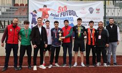 Gençler Sahada, Gelecek Güvende