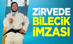 Zirvede Bilecik İmzası