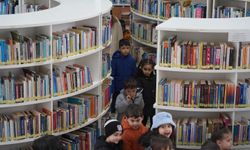 Minikler Kütüphane Haftası’nda Kitaplarla Buluştu
