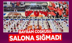 Bayram Coşkusu Salona Sığmadı