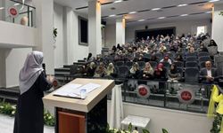 “Dijital Dünyada Çocuk ve Aile” Konferansına Yoğun İlgi