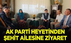 AK Parti Heyetinden Şehit Ailesine Ziyaret