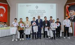 Bilecik’ten Kur’an-ı Kerim’i Güzel Okuma Yarışmasında Bölge Üçüncülüğü