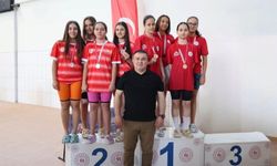 ANALİG Yüzme Müsabakalarında İlk Gün Madalyaları Sahiplerini Buldu