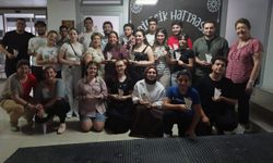 Şeyh Edebali Tiyatrosu Oyuncularına Türk Kadınlar Birliği’nden Teşekkür Plaketi