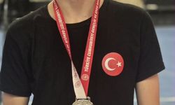Mert Kaan Demirkaya’dan Türkiye İkinciliği