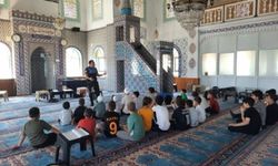 Polisten Yaz Kur’an Kursu Öğrencilerine Güvenlik Eğitimi