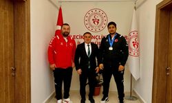 Şampiyondan ziyaret