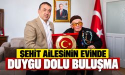 Şehit ailesinin evinde duygu dolu buluşma