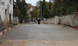 Söğüt’te iki noktada parke taşı çalışması başladı
