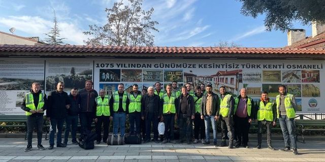 Destek ekibi konteynır kurulumuna destek olmak üzere deprem bölgesine gittiOsmaneli Belediyesi ekipleri konteynır kent