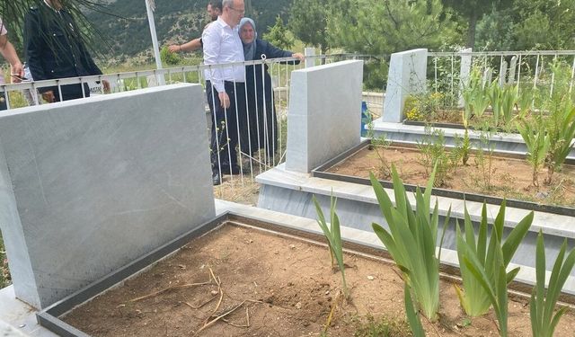 Bilecik’te şehit mezarları bayramda ziyaret edildi