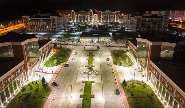 BŞEÜ’de Geleceğin Uzmanları Yetişiyor