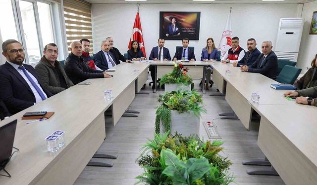 Kuraklık riski altındaki Eber ve Akşehir Gölleri için bir araya gelindi