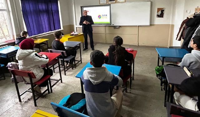 Emet Örencik İlkokulunda sıfır atık eğitimi verildi