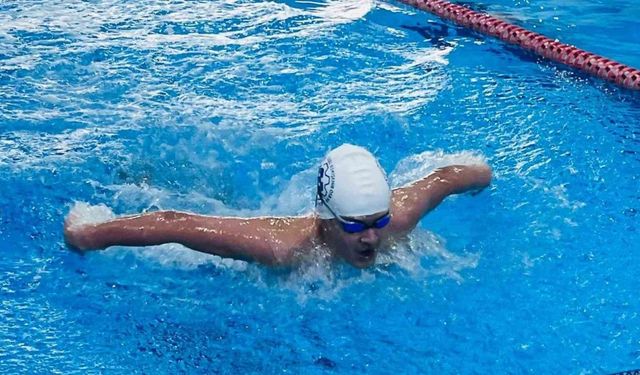 ’Okul Sporları Gençler İl Birinciliği Yüzme’ müsabakaları sürüyor