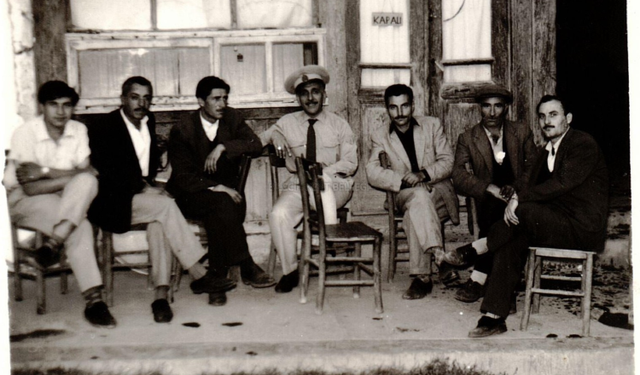 1960’ların Bilecik’inde Dükkan Önü Buluşması