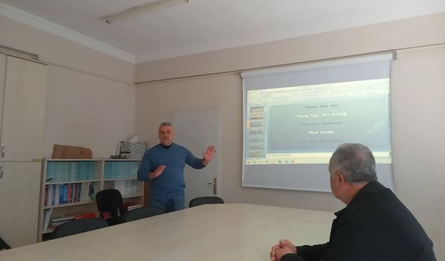 Yenipazar’da Arı Yetiştiricilerine Eğitim Programı Düzenlendi