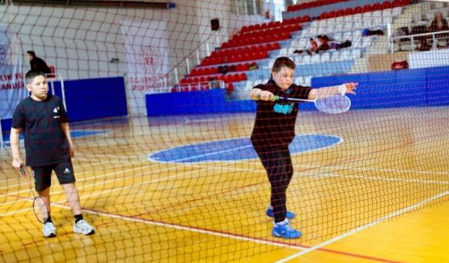 Bilecik’te Küçükler Badminton İl Birinciliği Tamamlandı