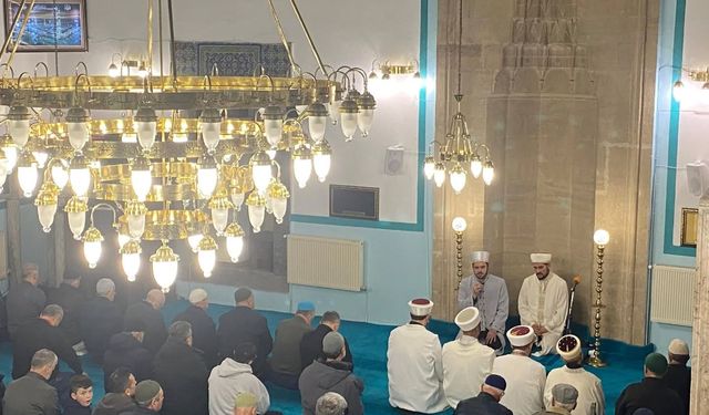 Bozüyük’te Enderun Usulü Teravih Geleneği Yaşatılıyor