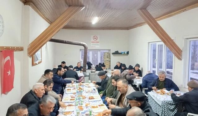 Kaymakam Uçar, Kavacık ve Esenköy’de iftar programlarına katıldı