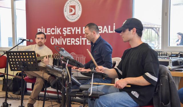 Söğüt MYO’da Kampüs Konserleri